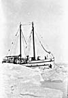 Photo : Navire de la GRC, le « St. Roch », dans les glaces